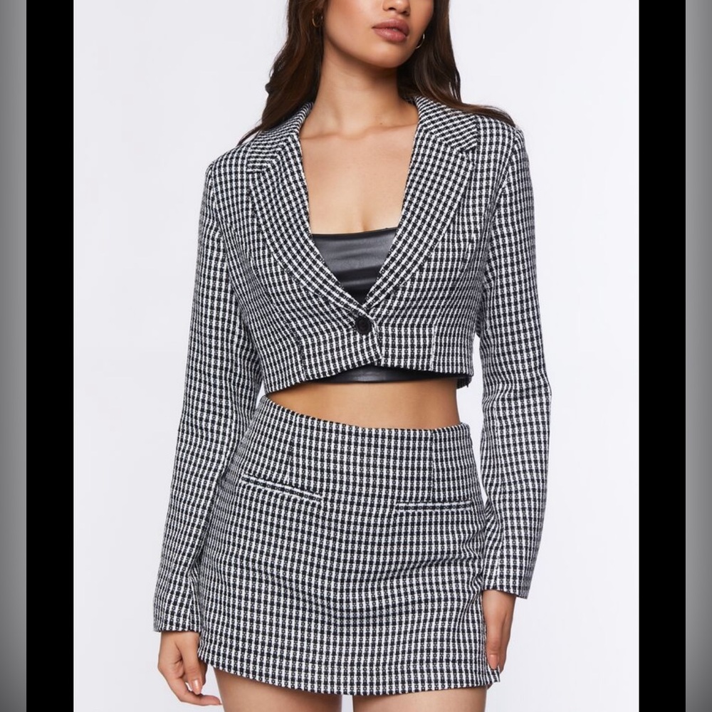 Cropped blazer and short set